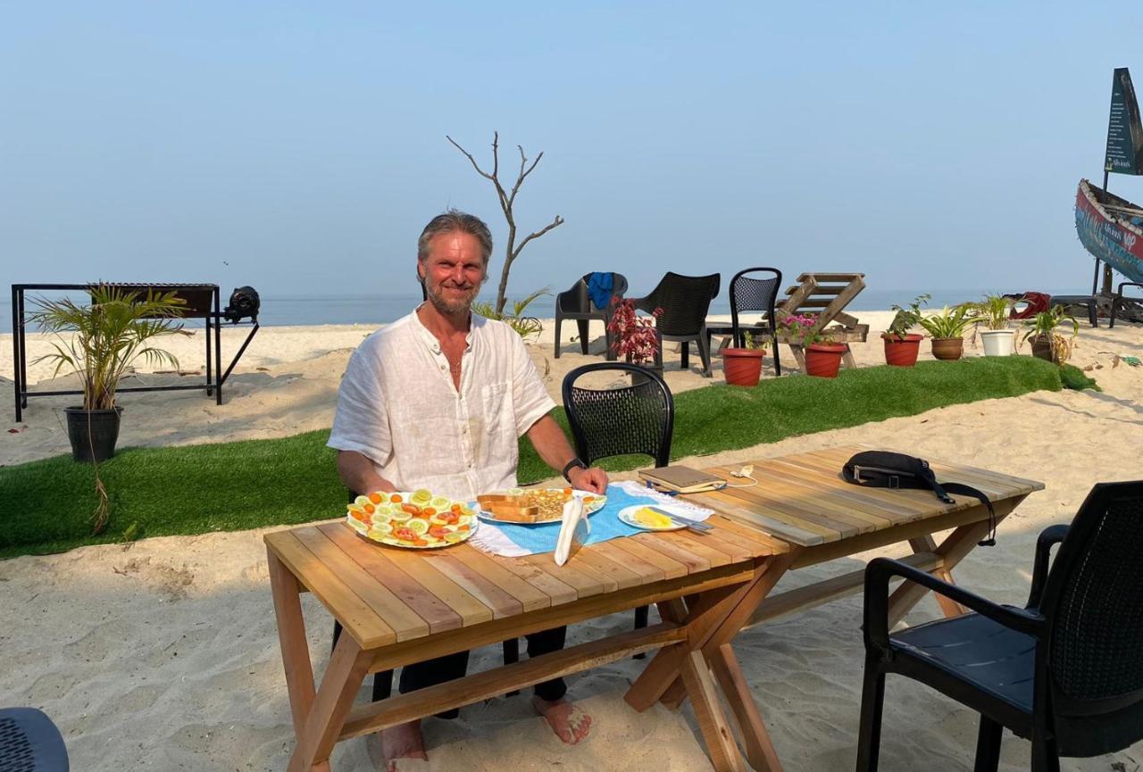 Alivious Beach Homestay Alappuzha Exterior foto