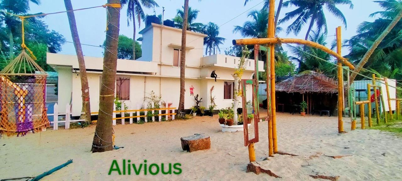 Alivious Beach Homestay Alappuzha Exterior foto