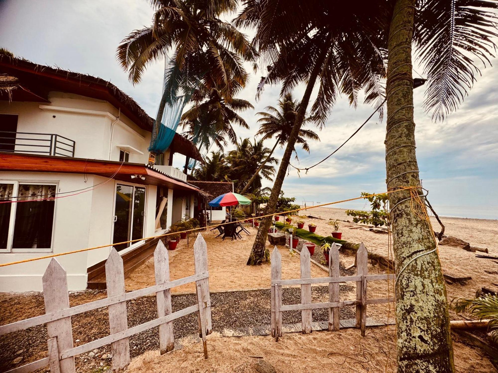 Alivious Beach Homestay Alappuzha Exterior foto