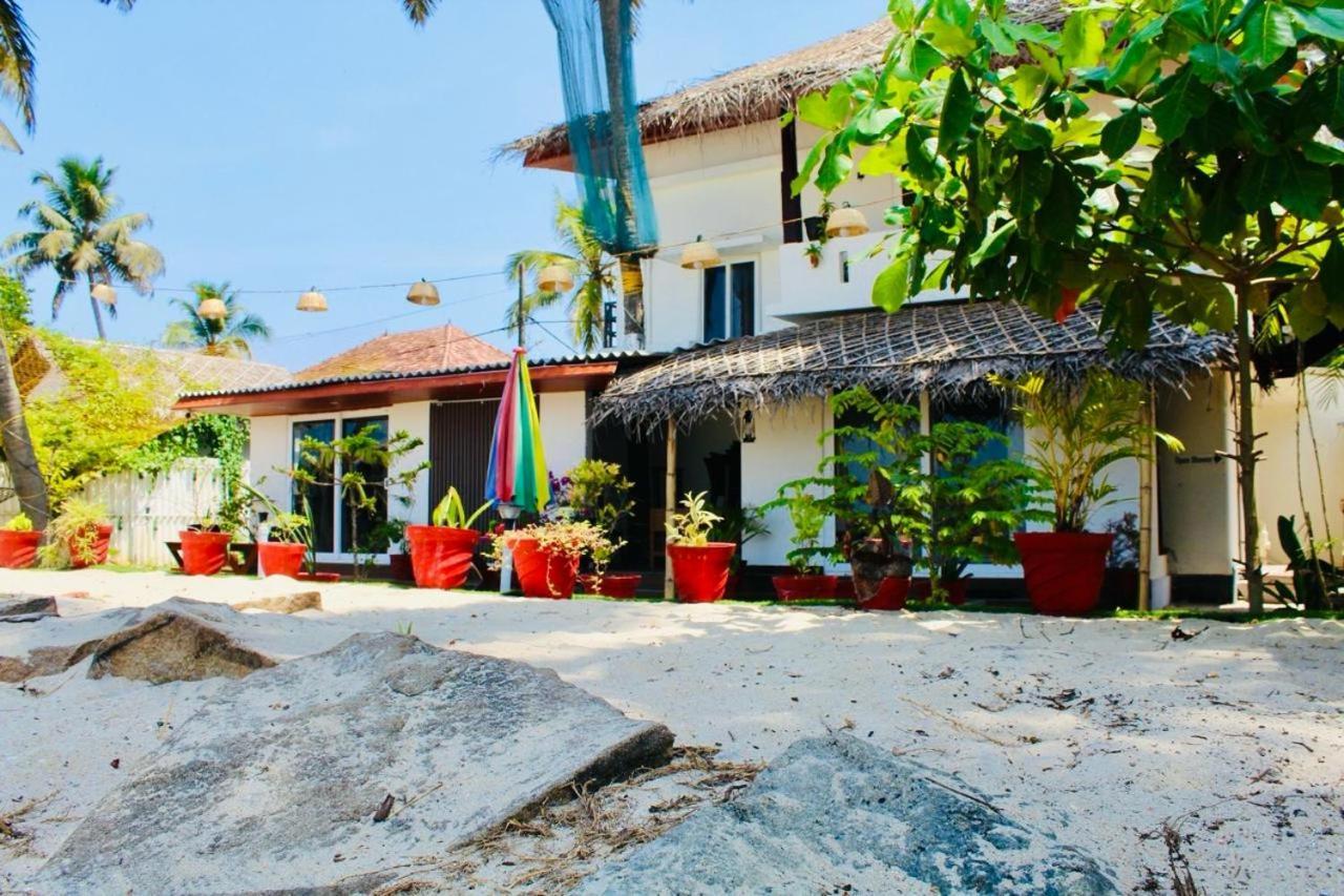 Alivious Beach Homestay Alappuzha Exterior foto